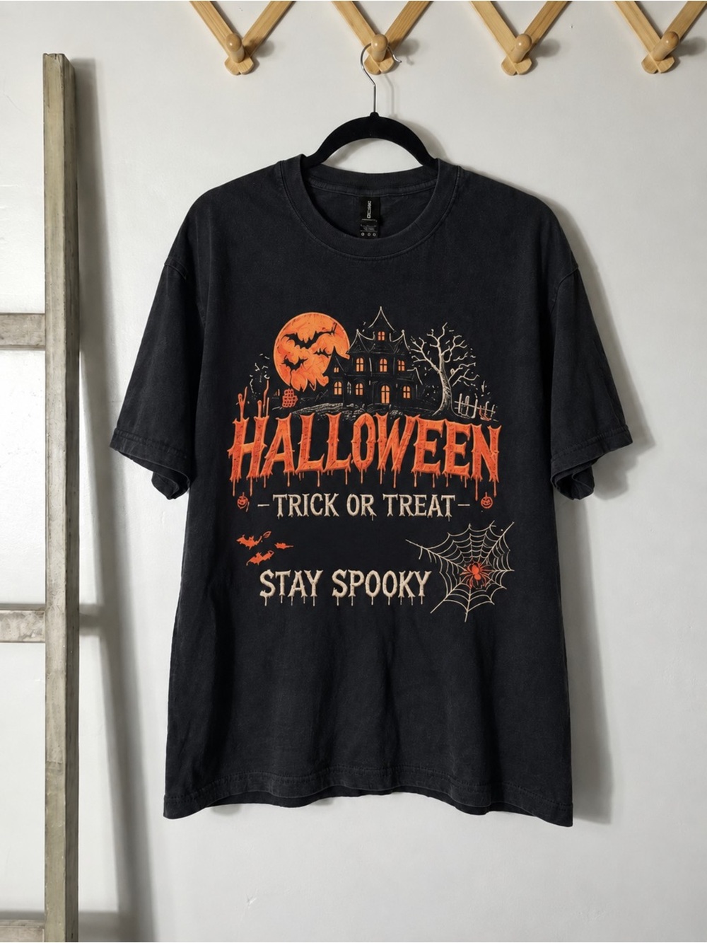 Halloween Trick or Treat Stay Spooky Graphic T-Shirt Black Unisex